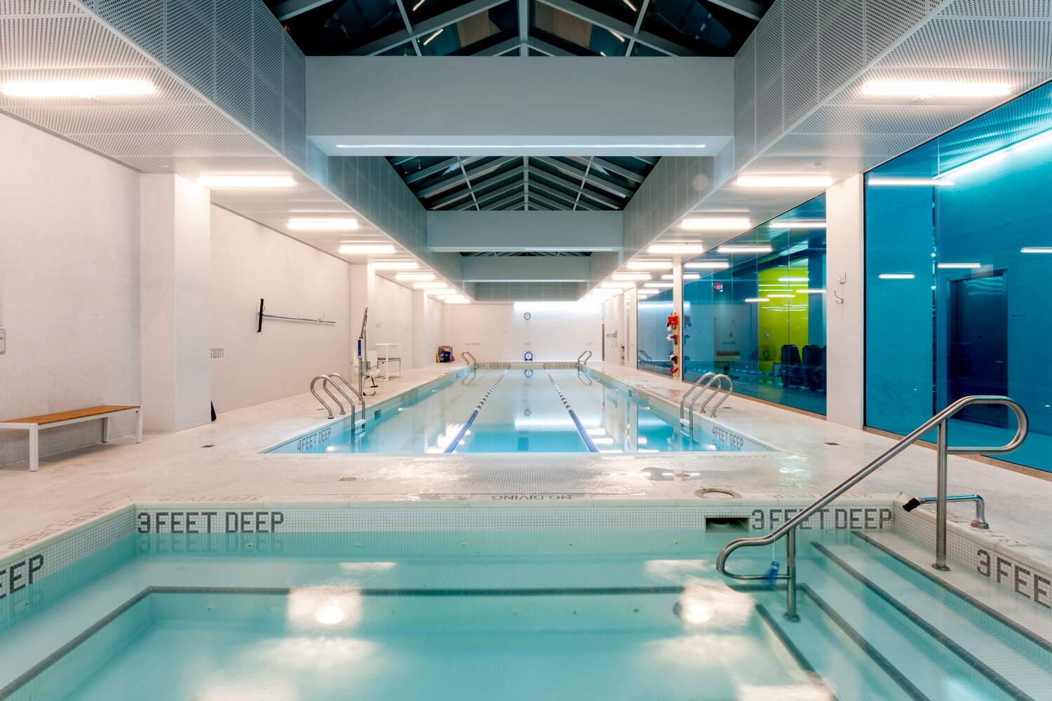 Heated Indoor Swimming Pool & Jacuzzi